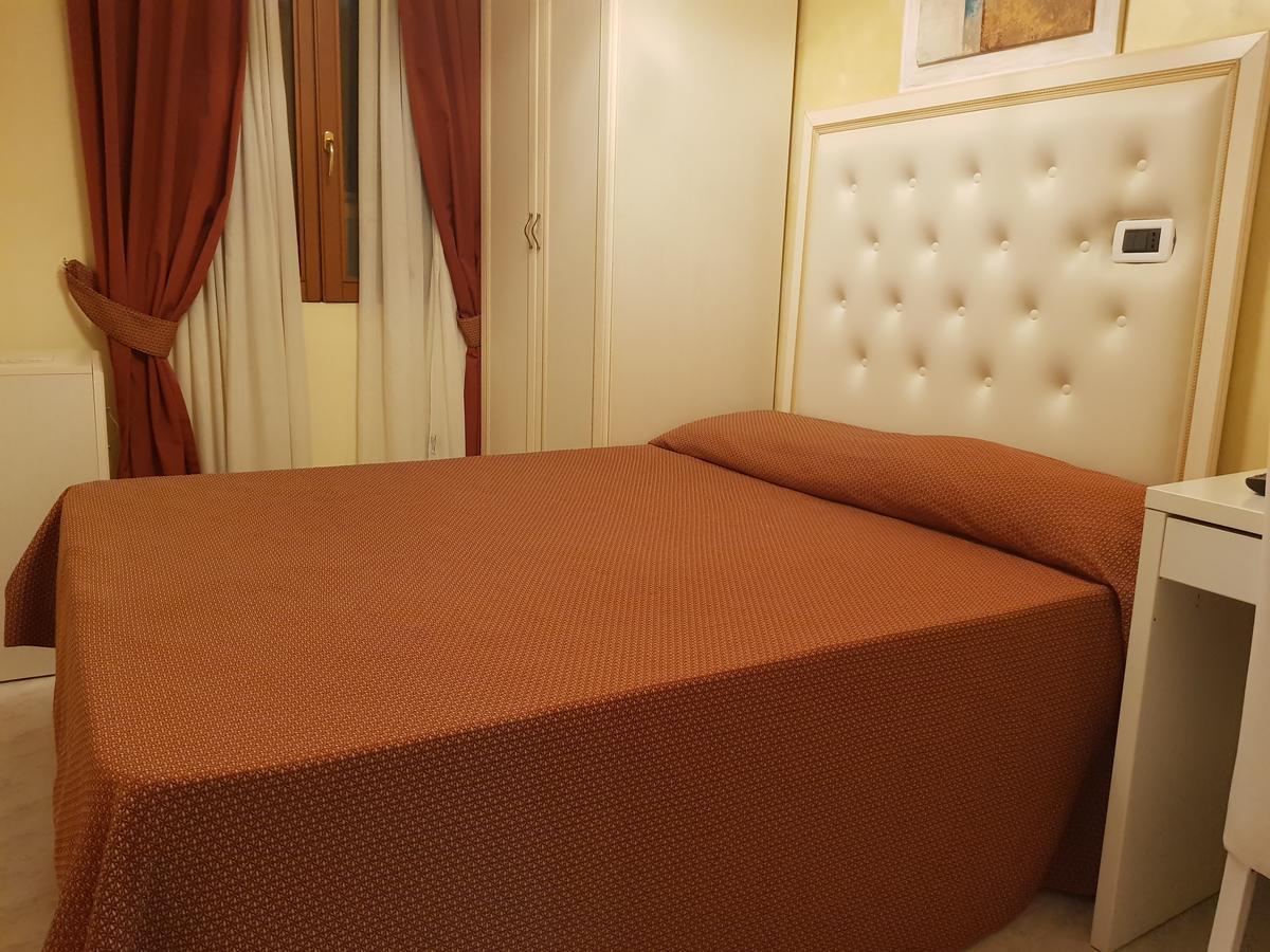 Hotel Il Villino Ρώμη Εξωτερικό φωτογραφία
